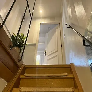 The Enlightened House Luxury Niederlande