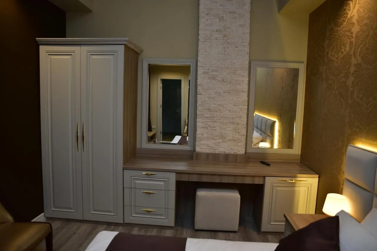 Hotel The King Resort Tirana
